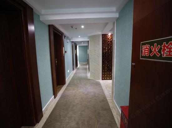 Huaqiao International Hotel 14/30