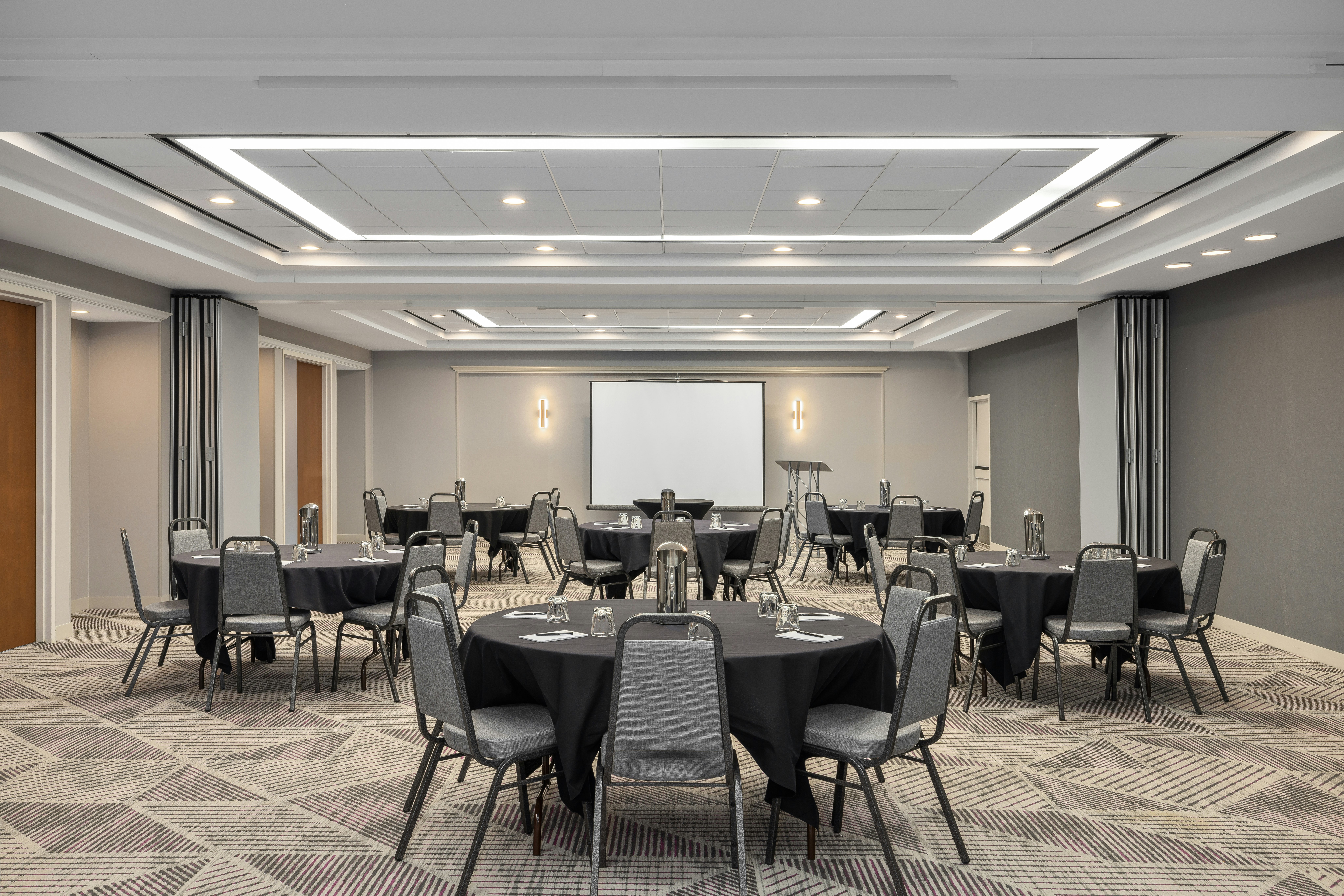 Homewood Suites by Hilton Downers Grove Chicago IL 30/44