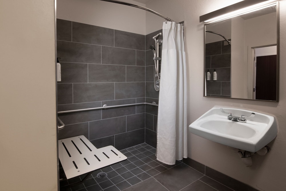 غرفة بسرير كينج لذوي الإعاقة، Fairfield Inn Suites Fort Worth Fossil Creek 6/6