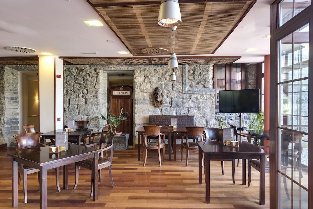 Hotel & Spa Monasterio de Boltana 33/40