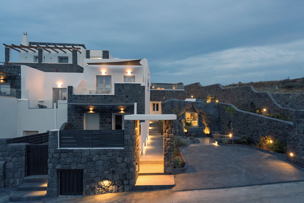 Griseo Villas in SANTORINI