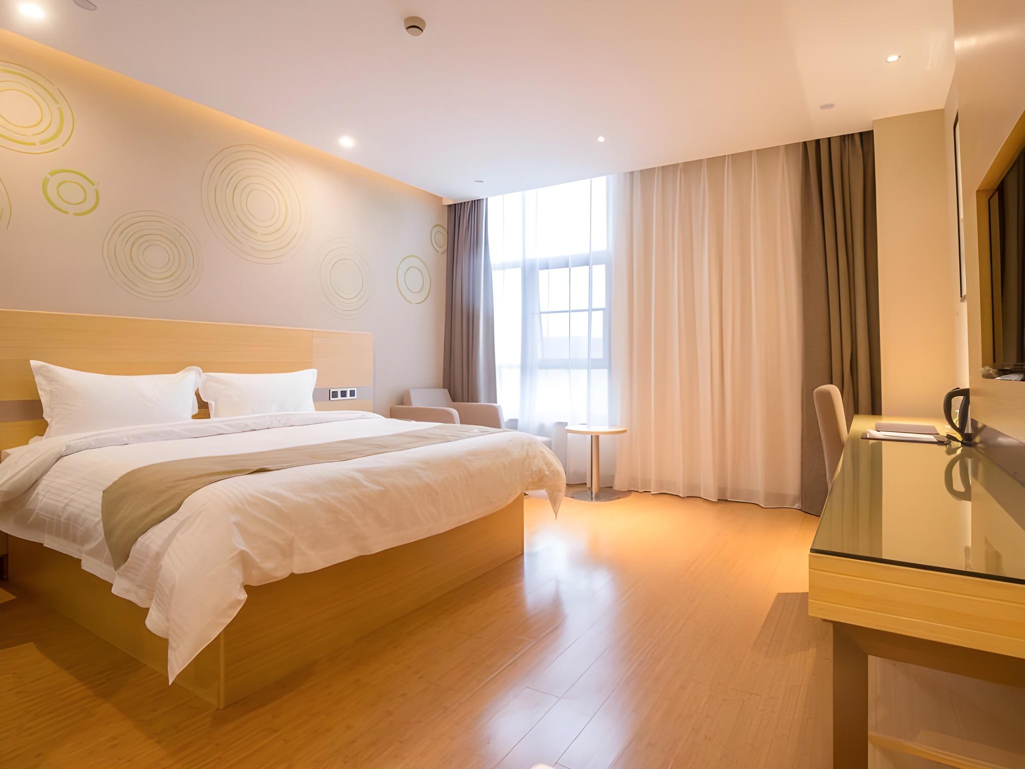 BUSINESS, DOUBLE BED, PATIO