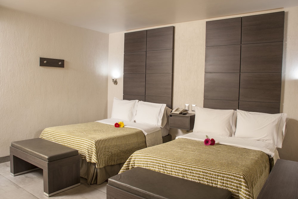 Hotel Expo Abastos 20/71