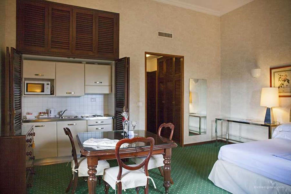 Aldrovandi Residence City Suites 33/75
