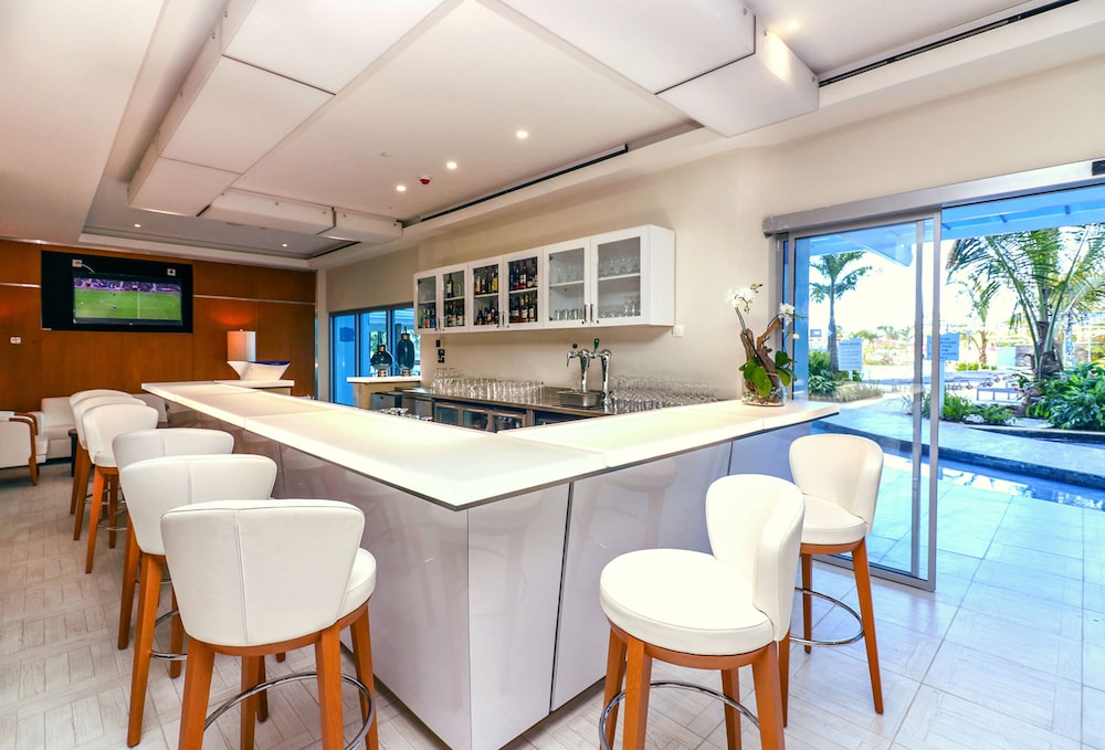 Harbor Club St Lucia, Curio Collection by Hilton 46/58
