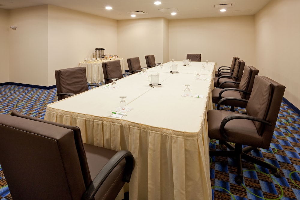 HOLIDAY INN WILLIAMSPORT 51/52