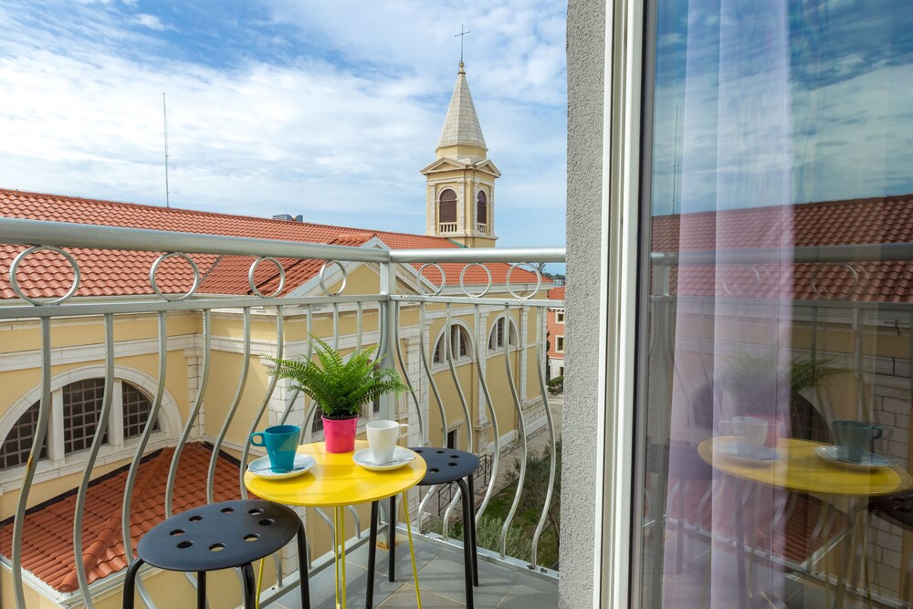 Apartments In City Center Ventus 30/49