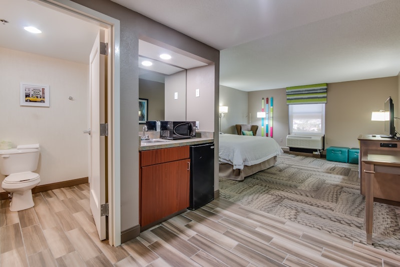 Hampton Inn Dickson 33/33