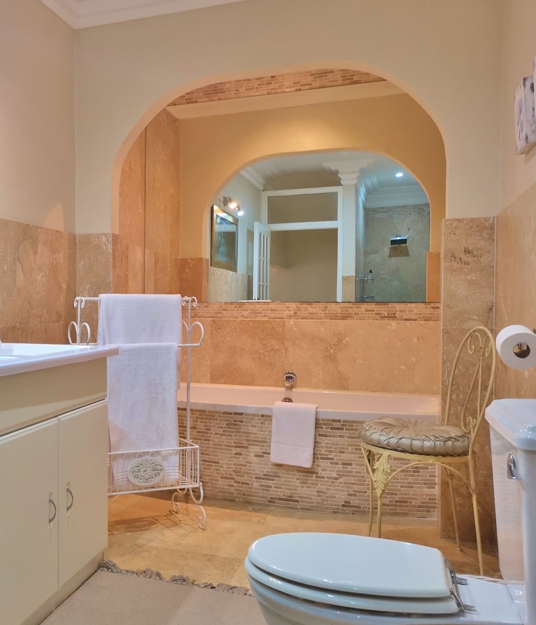 1 BEDROOM, DELUXE, SUITE, GARDEN VIEW