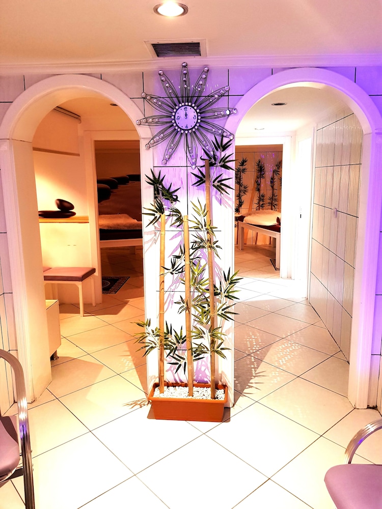 Business Park Otel 3/67