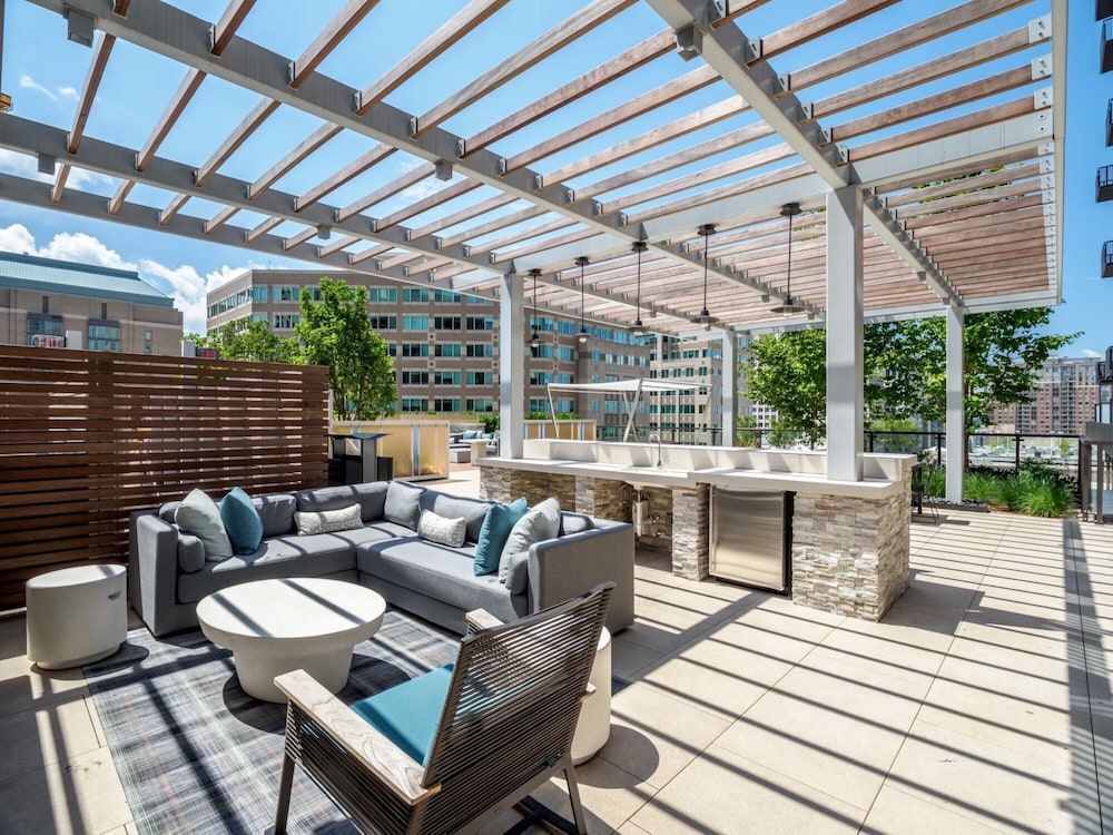 Global Luxury Suites at Reston Town Center 55/75