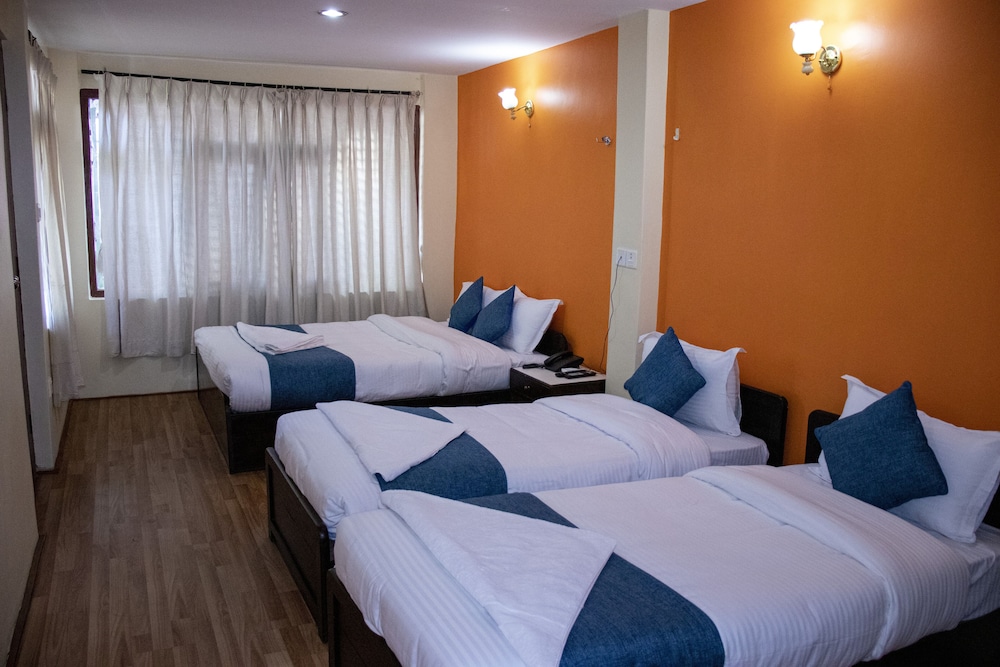 Hotel Horizon 24/69