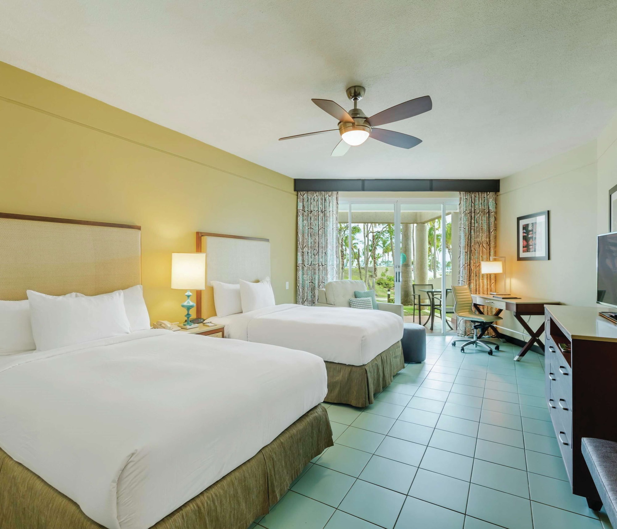 Room, 2 Double Beds, Pool View, Balcony