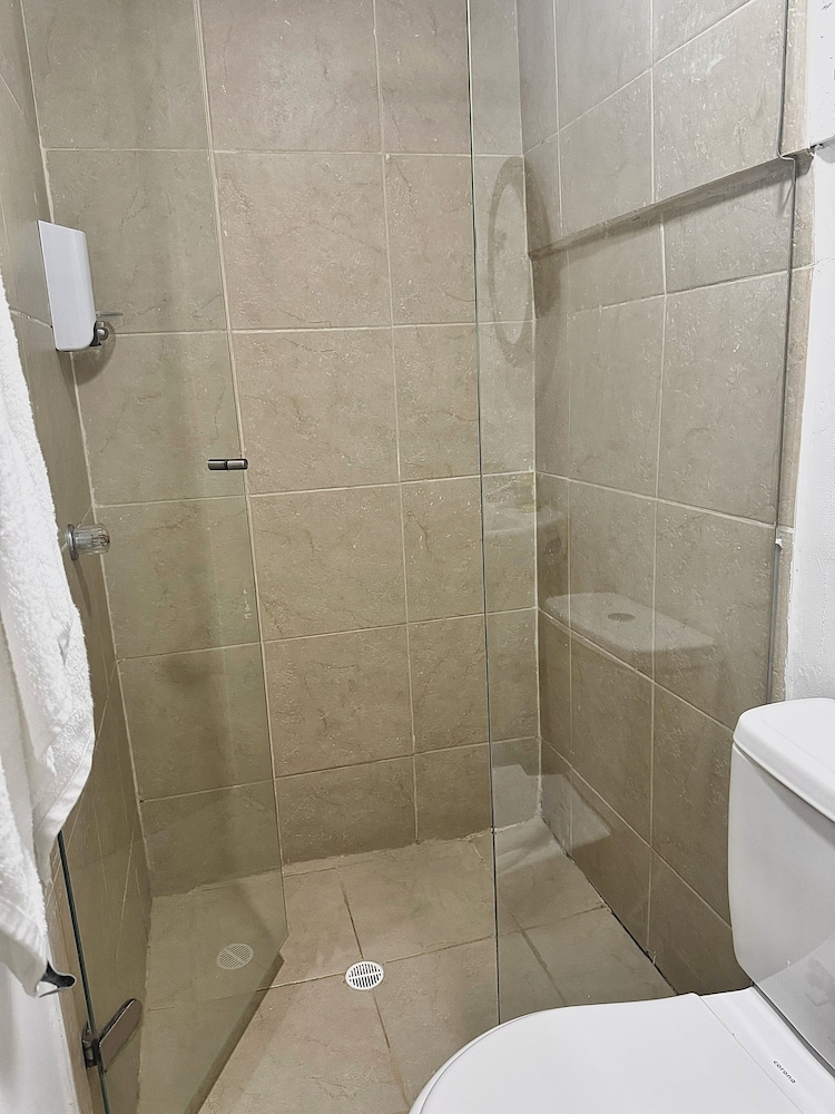 Hostal Seven Nights Cartagena 48/50