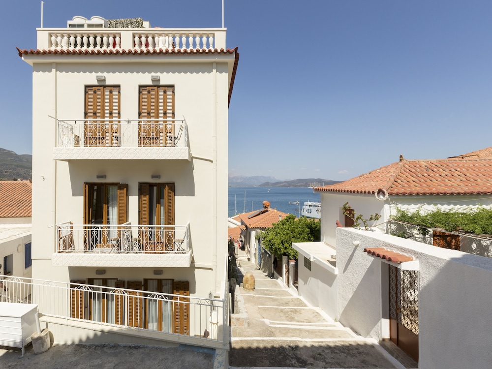 Dimitra Boutique Hotel 4/54