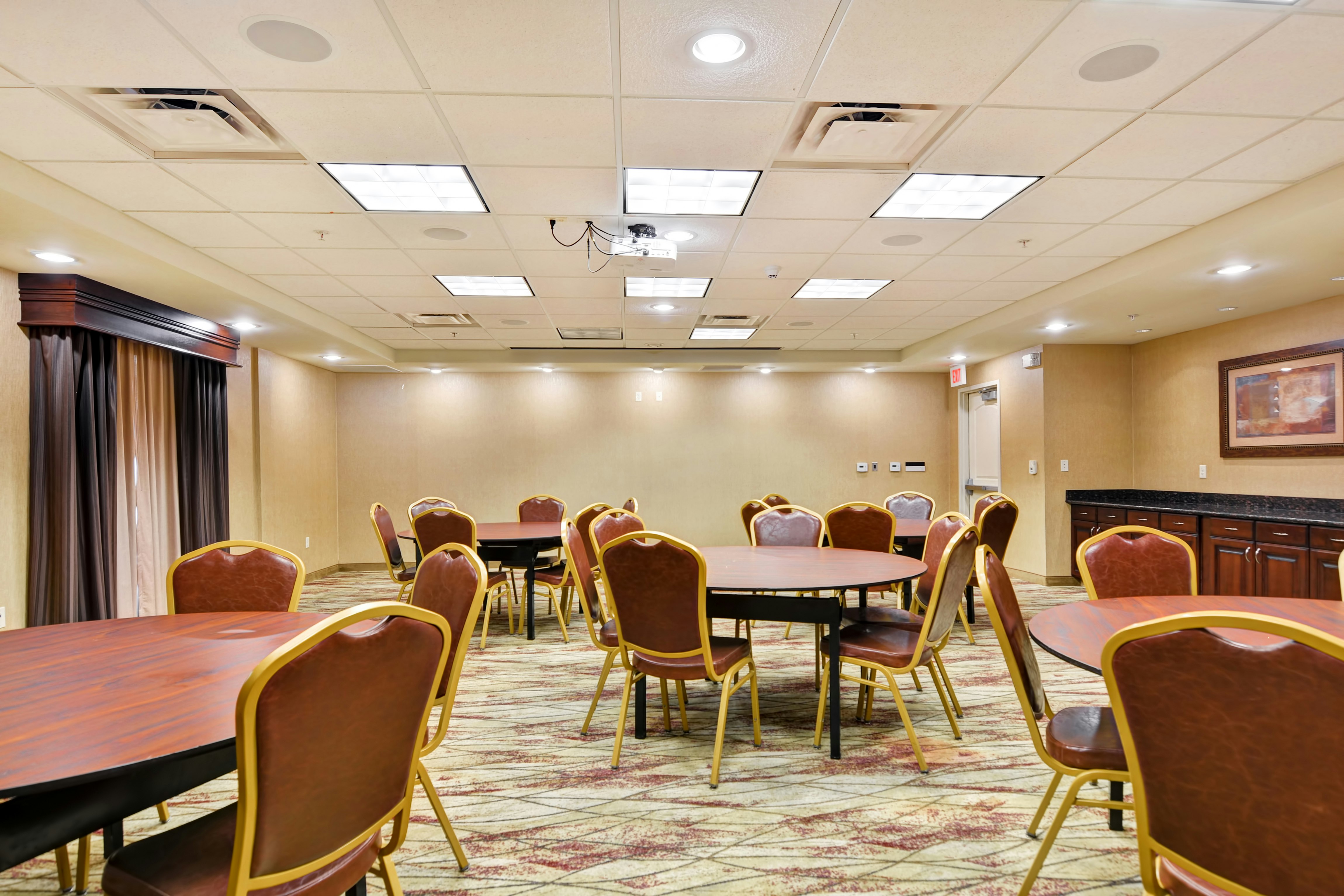 Hampton Inn & Suites Peoria At Grand Prairie Il 55/61