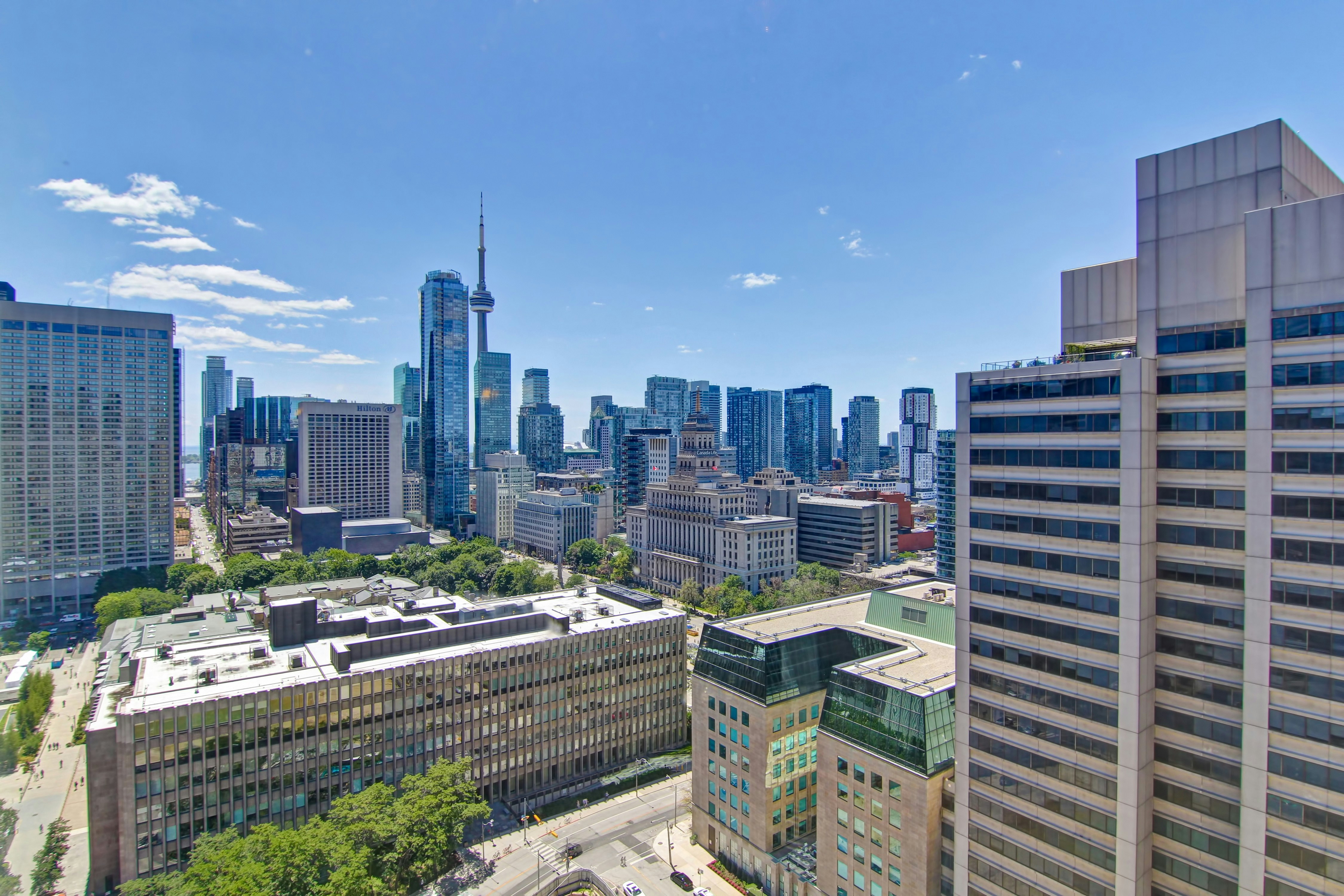 Doubletree By Hilton Hotel Toronto Downtown 82/83