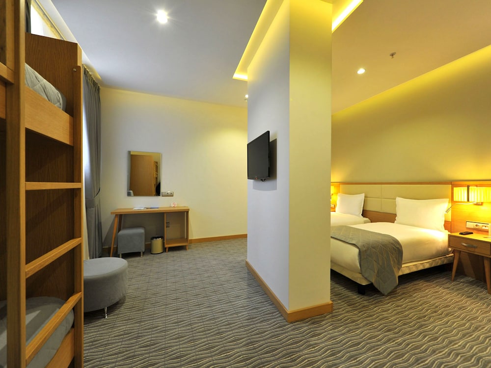 Olimpiyat Hotel 29/45