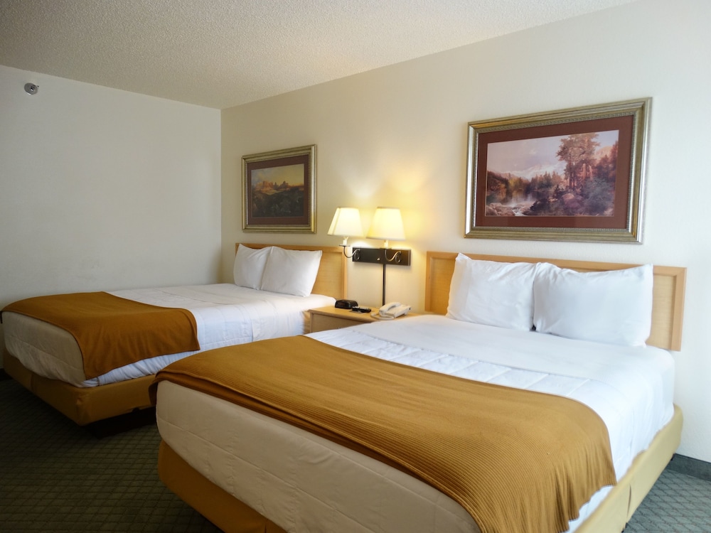 Baymont By Wyndham Whitefish 10/48