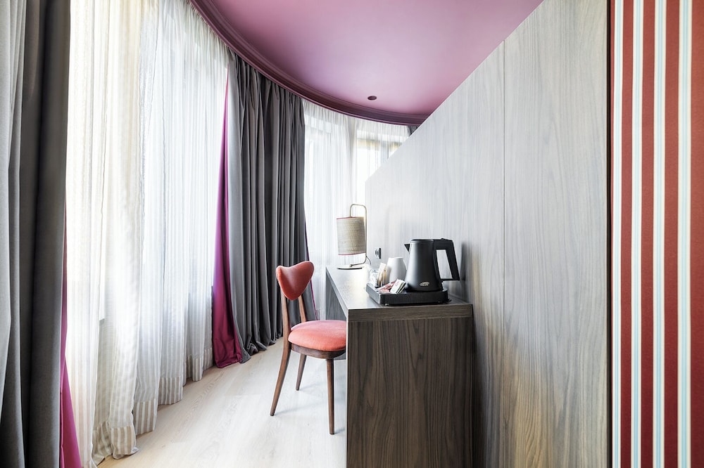 Hotel One Shot Luchana 22 (Ex Innside Madrid) 8/73