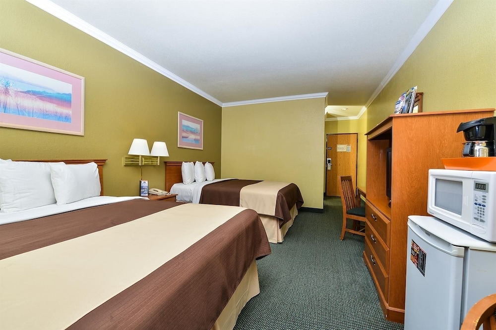 Americas Best Value Inn Prescott Valley 15/39