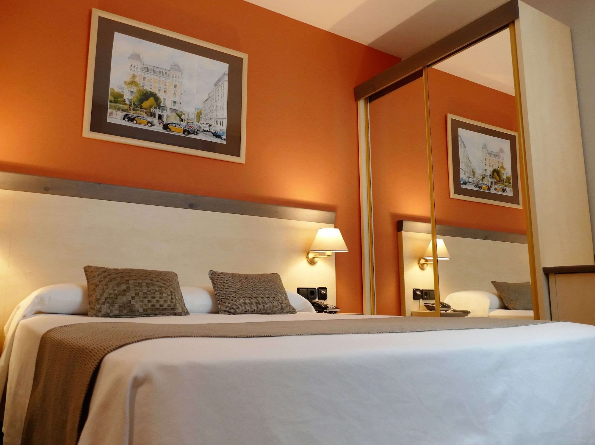 COMFORT, DOUBLE BED