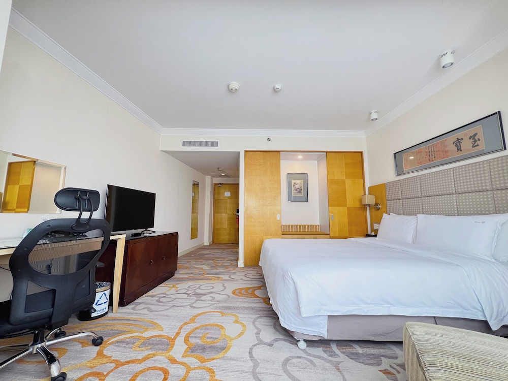 Executive, King Bed, Lounge Access