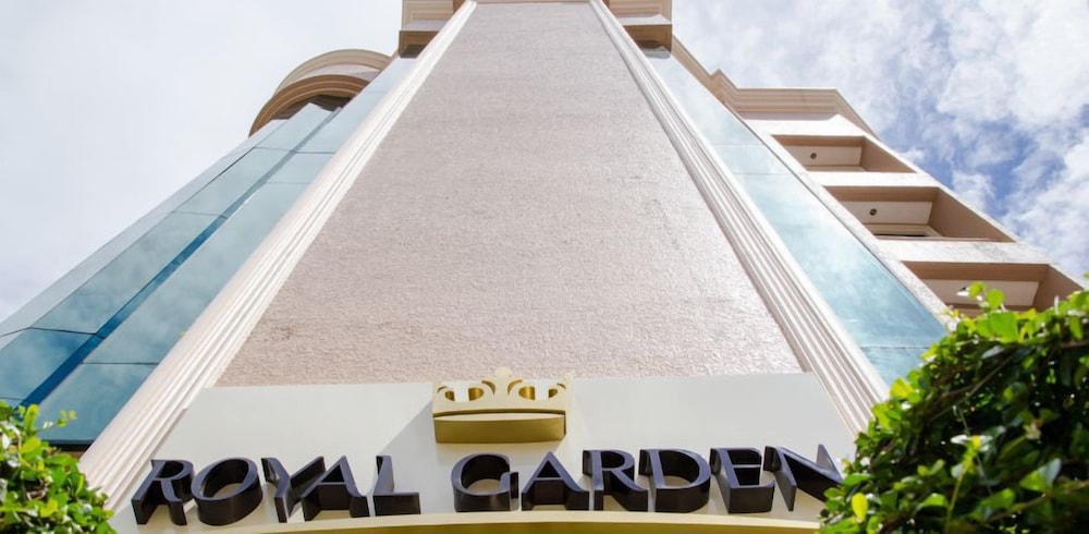 Royal Garden Hotel 3/44