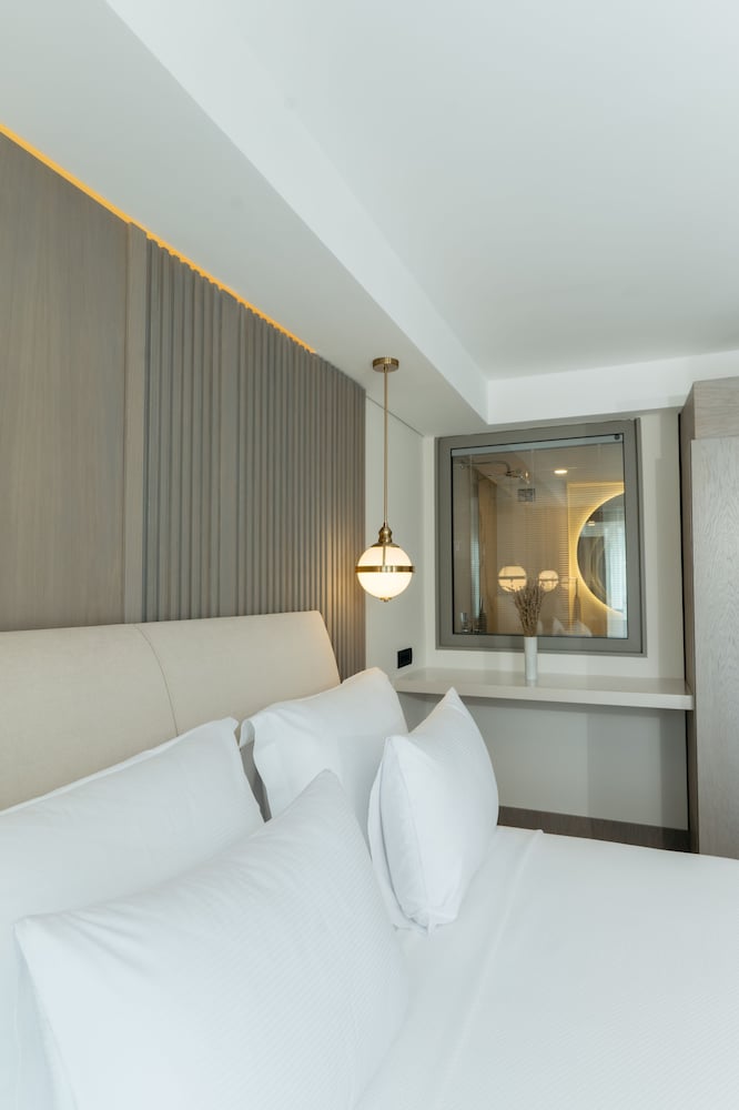Astrid Hotel 18/63