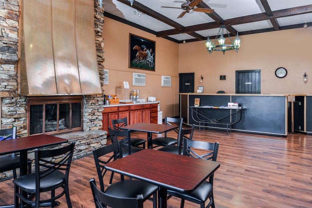 Soudersburg Inn & Suites Lancaster 27/50