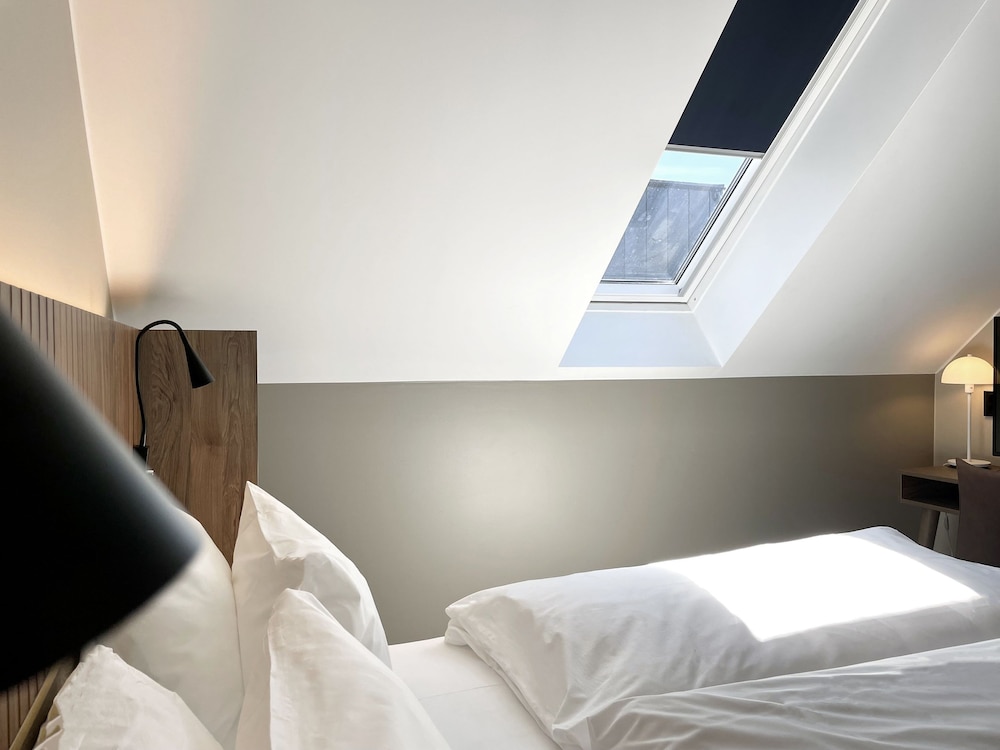 Karl Johan Hotell 19/38
