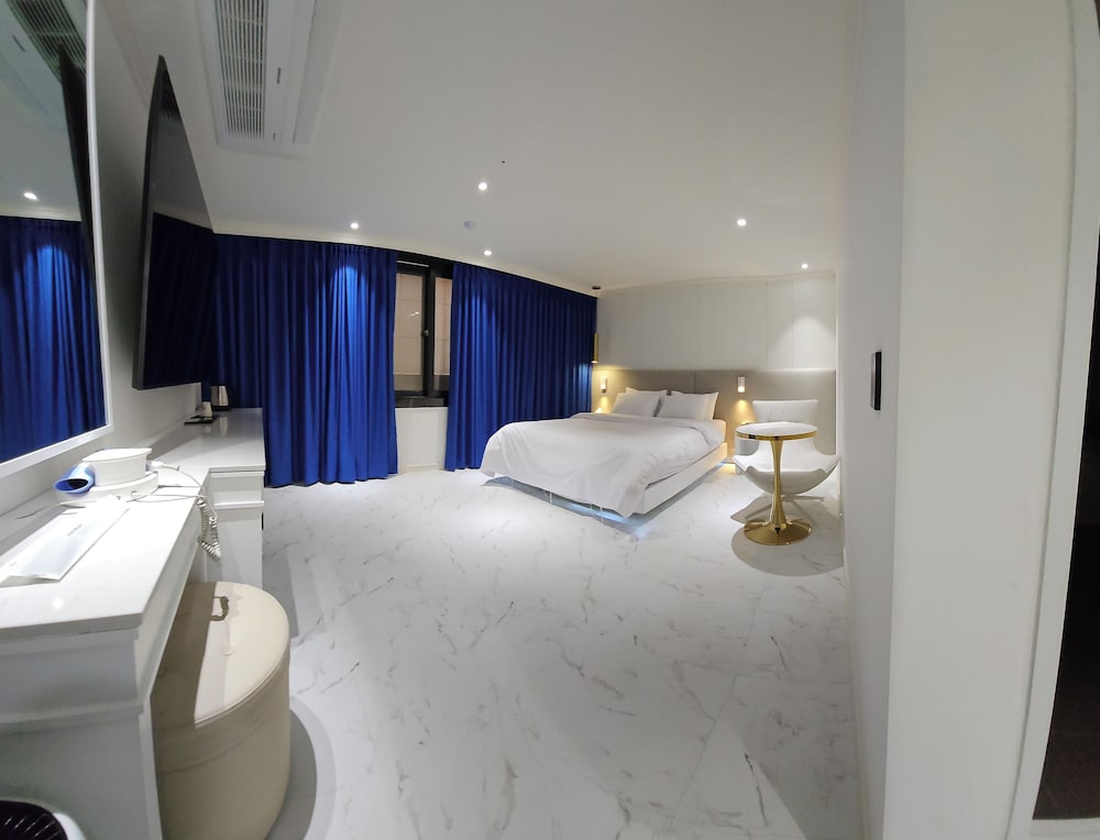boutique hotel k 16/22