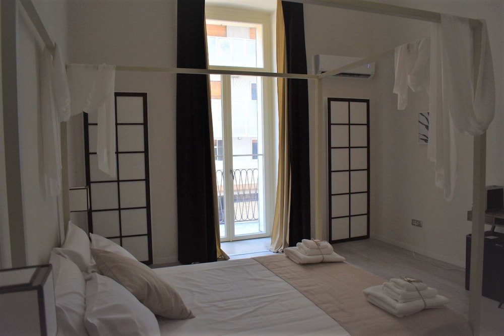 Gatto Bianco House 17/50