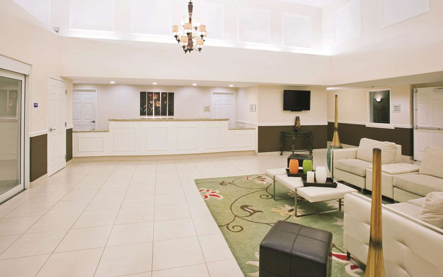 La Quinta Inn & Suites by Wyndham Fowler 38/61