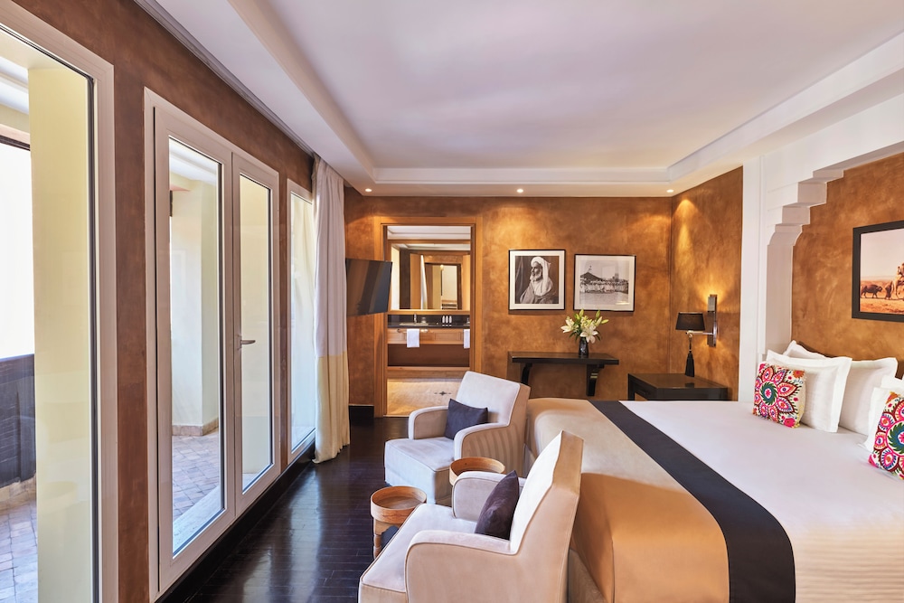 3 Bedrooms, Ryad, Superior, Suite, 3 King Beds, Pool View