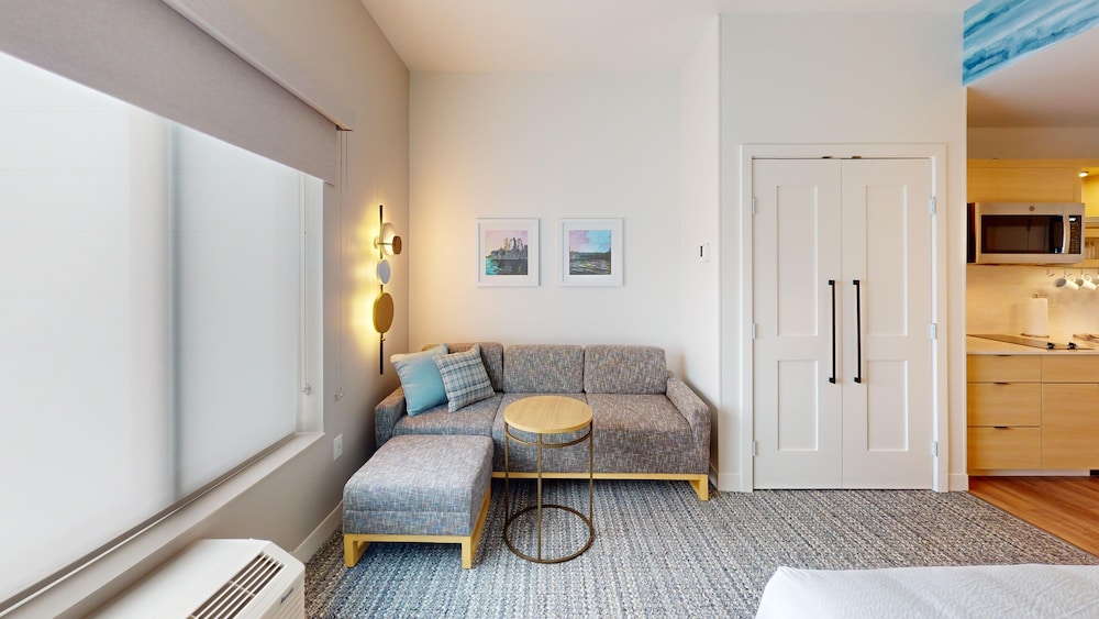 TownePlace Suites Coeur d'Alene 24/42