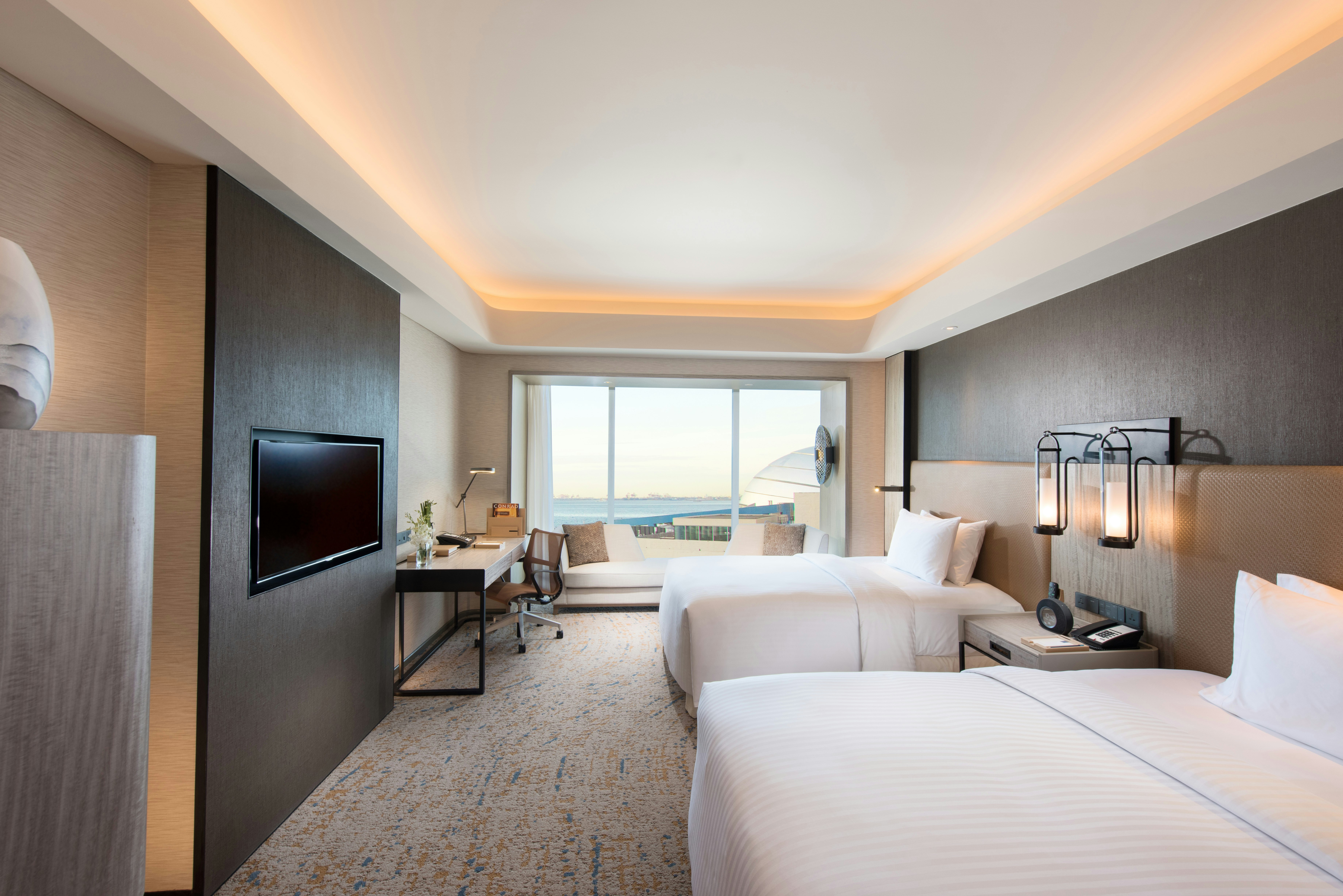 DELUXE, TWIN BEDS, BAY VIEW