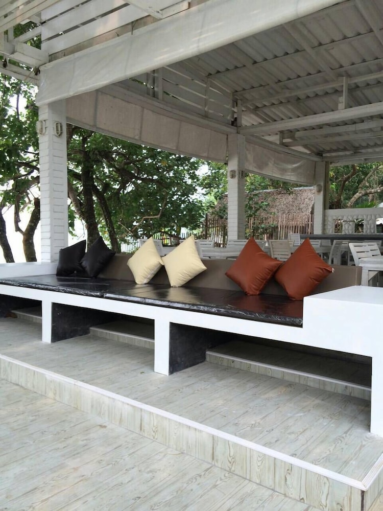 Payam Cottage Resort 12/21