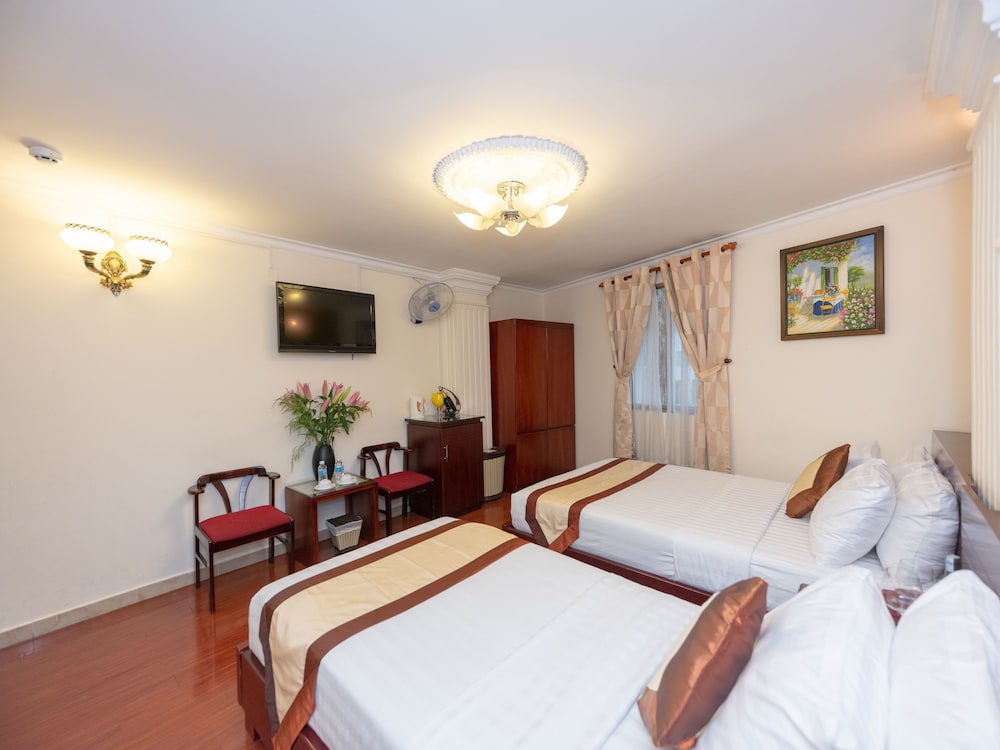 City View Hotel (ex.Hoang Lien Hotel) 15/49