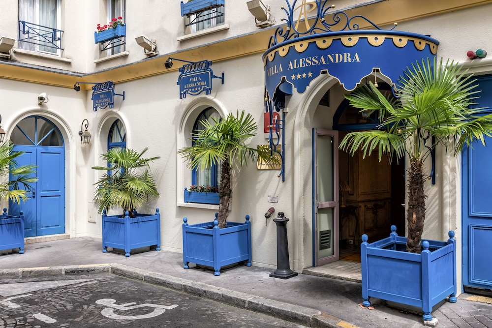 Villa Alessandra 4/50