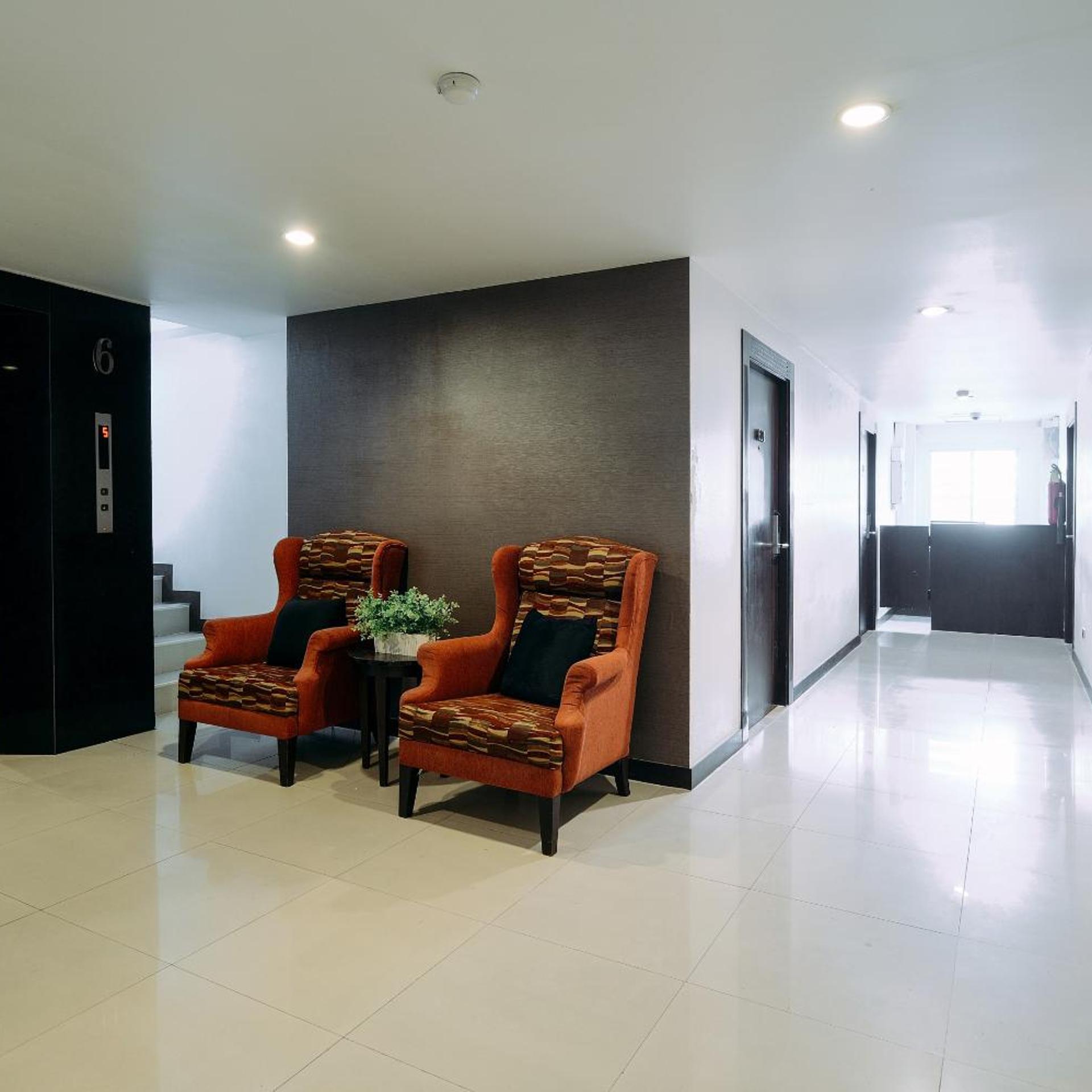 Tori Crown Hotel 36/50