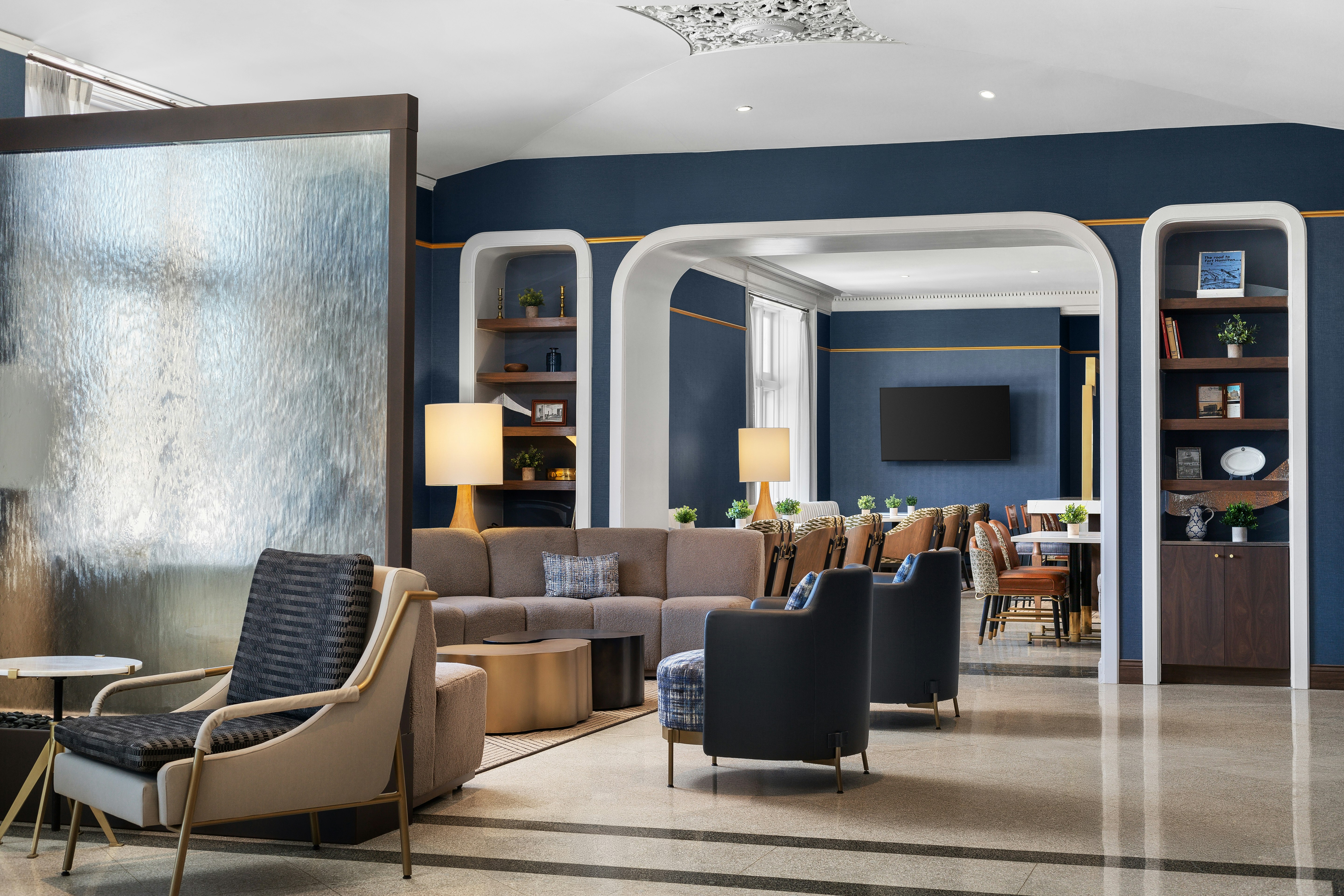 The Well House Hamilton, Tapestry Collection by Hilton 25/31