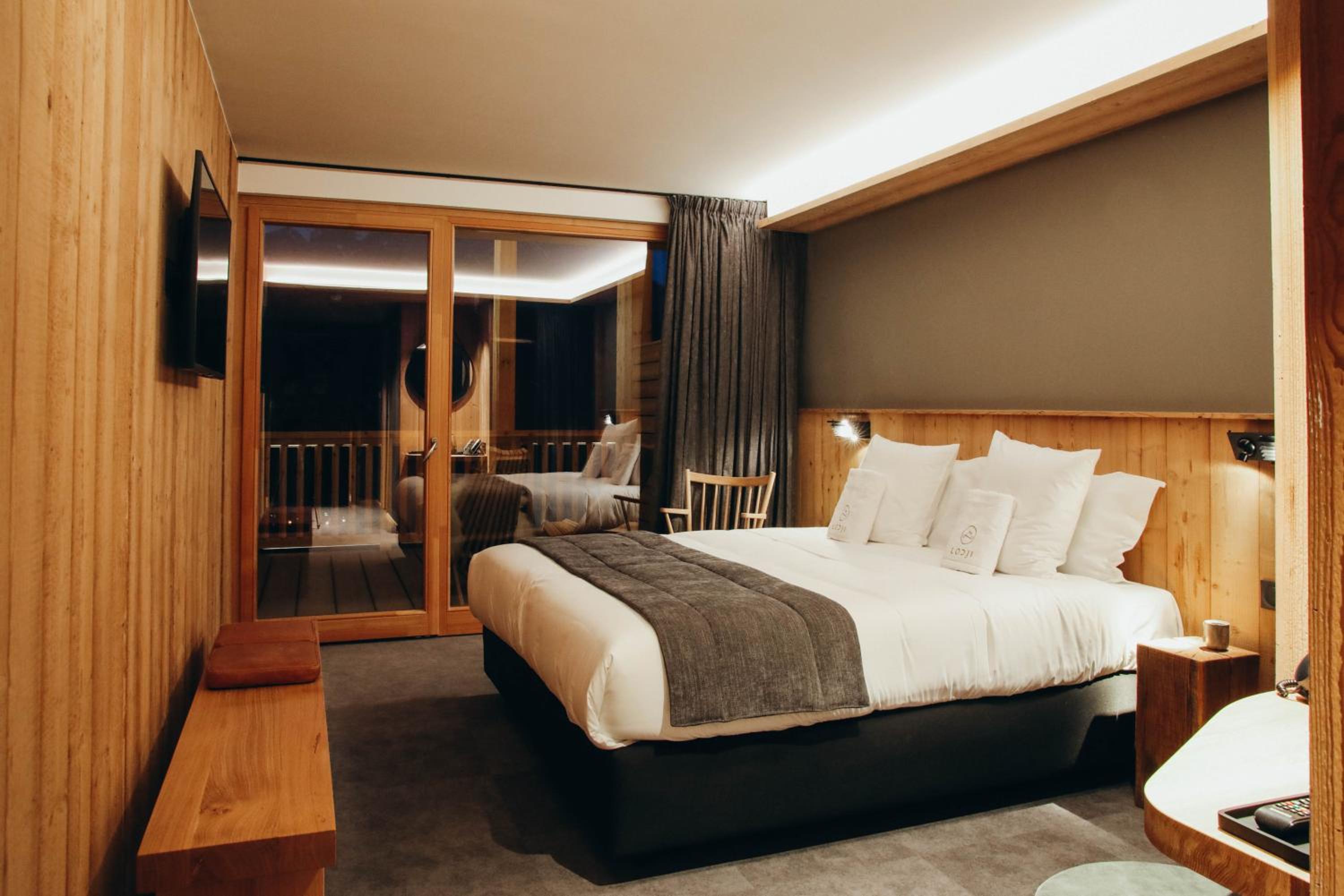 Superior, Double or Twin Bed