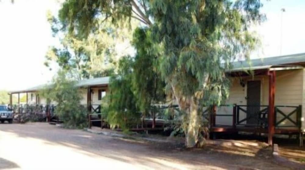 Matilda Motel 15/20