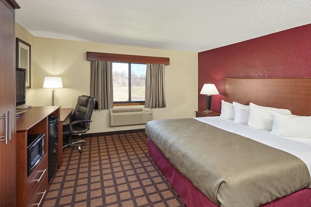 Americinn By Wyndham Burlington 14/38