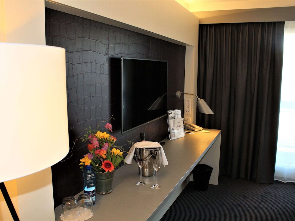 Mercure Plaza Biel 52/75