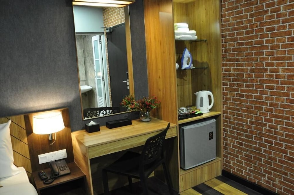Valya Hotel - Kuala Terengganu 13/39