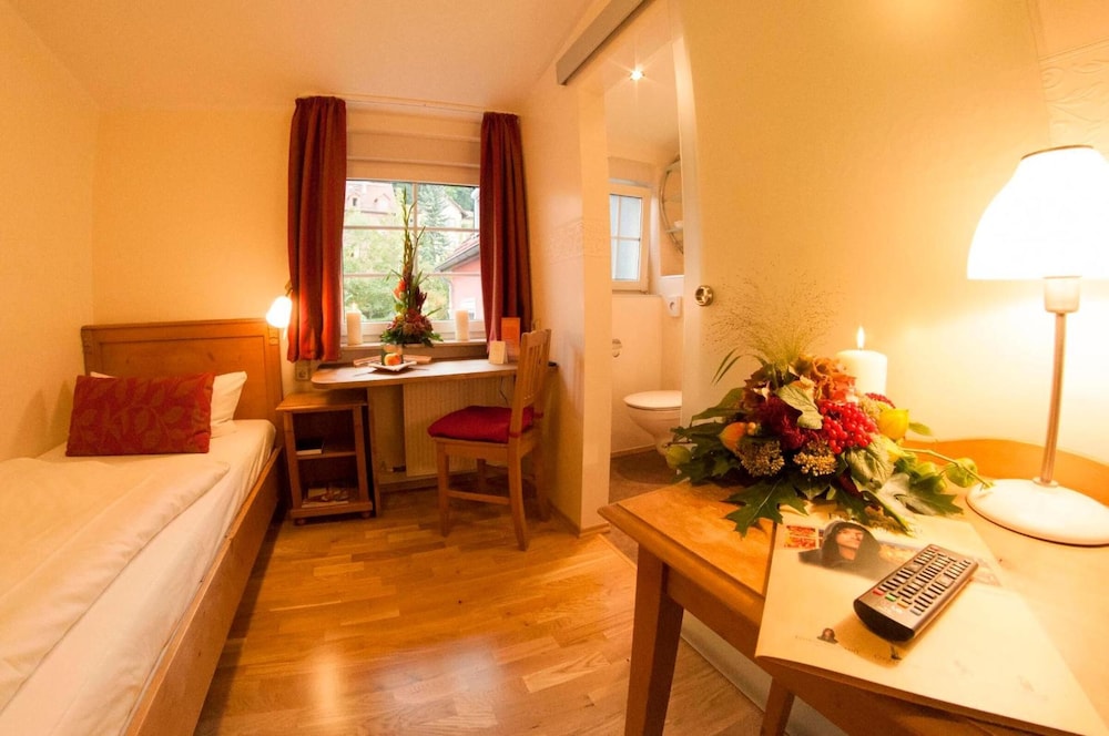 Eisenacher Hof 21/27