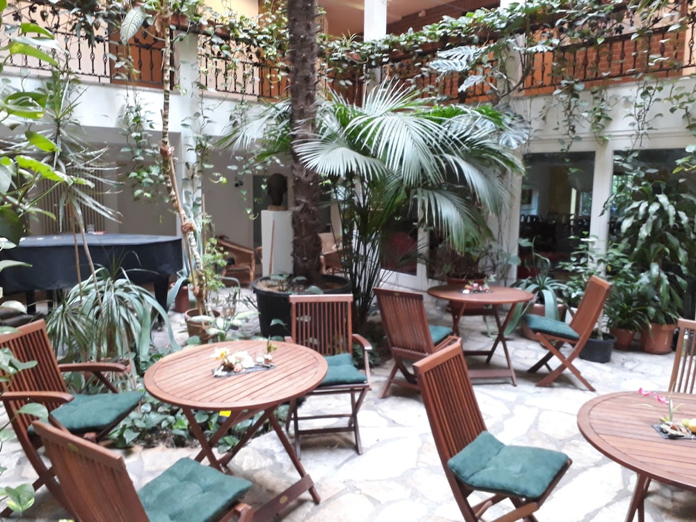 Solitaire Hotel Boardinghouse Berlin 51/65