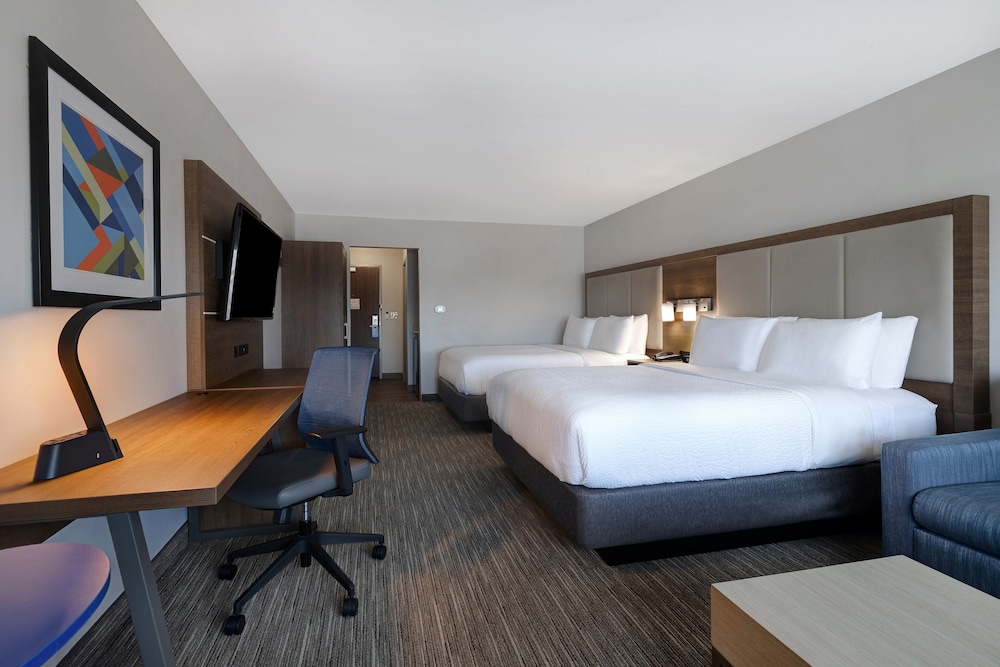 جناح بسريرين كوين مع أريكة، Holiday Inn Express & Suites Ann Arbor - University South 5/8